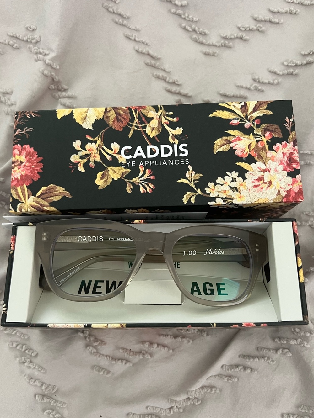 CADDIS Miklos - Progressive Readers 1.00 Pol Gainsborough Grey RGB